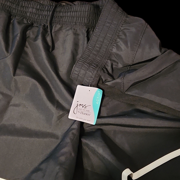 NWT Just my size Black Active Shorts Sz  4X - Picture 2 of 2